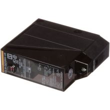 Omron E3JM-DS70M4-US Built-in Power Supply 700mm Diffuse-Reflective Terminal Block Relay Output Multi-Voltage Photoelectric Sensors E3JM Series