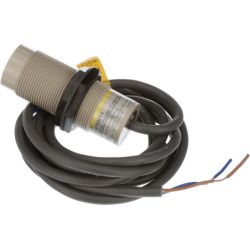 Omron E2K-X15MY1 AC 2-Wire Normally Open 15mm M30 Non-Shielded General Purpose Cylindrical Threaded Proximity Switches E2K-X Series