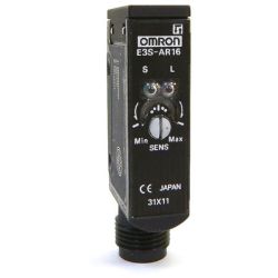 Omron E3S-AR16 Retro-Reflective M12 Connector 2m NPN Output Built-in Amplifier Photo Eyes E3S-A Series