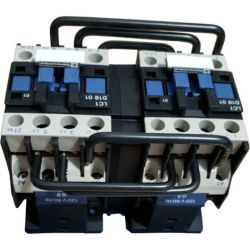 Schneider Electric LC2D1801G6 3-Pole 1 Normally Close 3 Normally Open 18A 10HP at 480VAC 120 VAC Coil Mechanically Interlocked Reversing Contactors